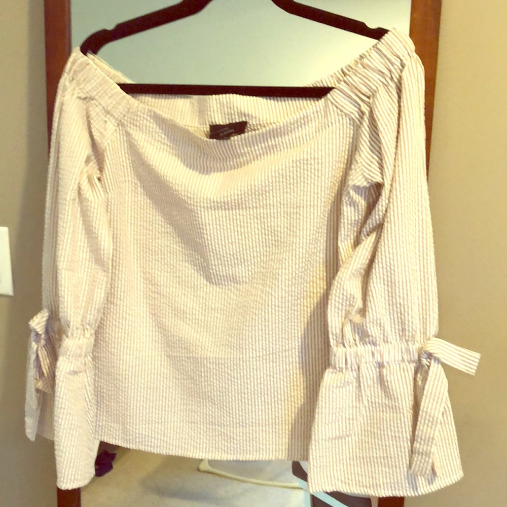 Off the shoulder top, with flare sleeves